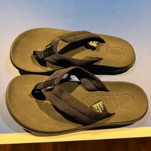 CHACO WOMEN'S BLACK FLIP FLOPS SANDALS THONGS TOE POST SIZE US  6